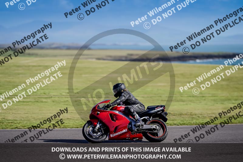 anglesey no limits trackday;anglesey photographs;anglesey trackday photographs;enduro digital images;event digital images;eventdigitalimages;no limits trackdays;peter wileman photography;racing digital images;trac mon;trackday digital images;trackday photos;ty croes